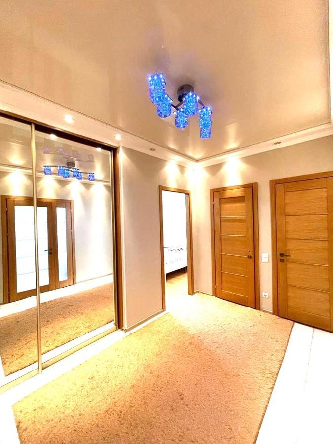 צ'יסינאו Large, Comfortable Apartment מראה חיצוני תמונה
